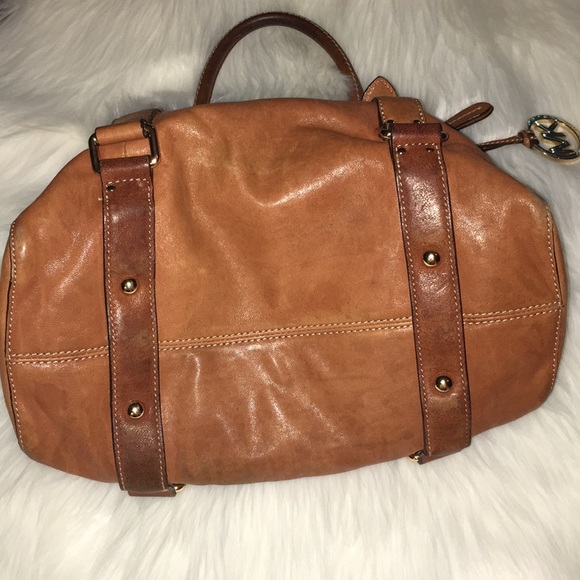 Michael Kors Purse - Picture 3 of 8